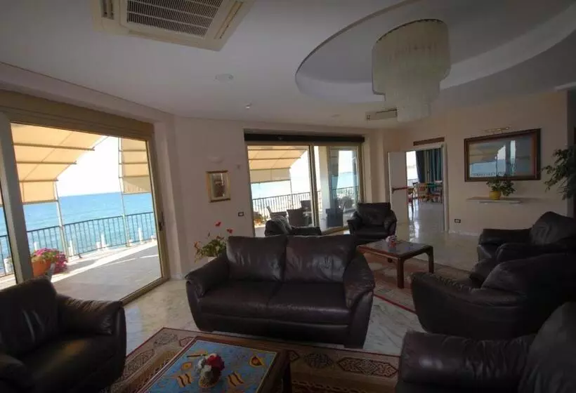 Grand Hotel L Approdo