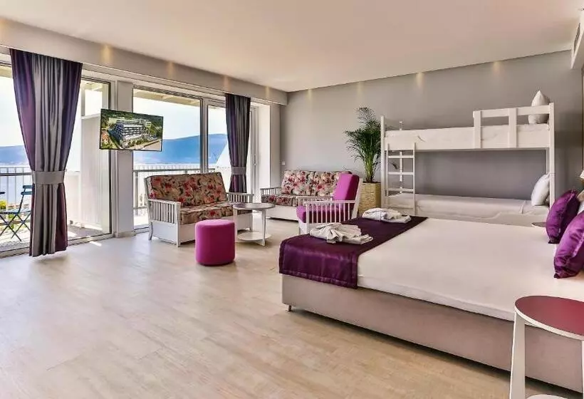 Carine Hotel Park