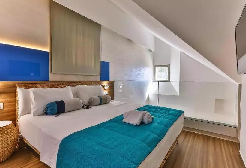 Carine Hotel Park