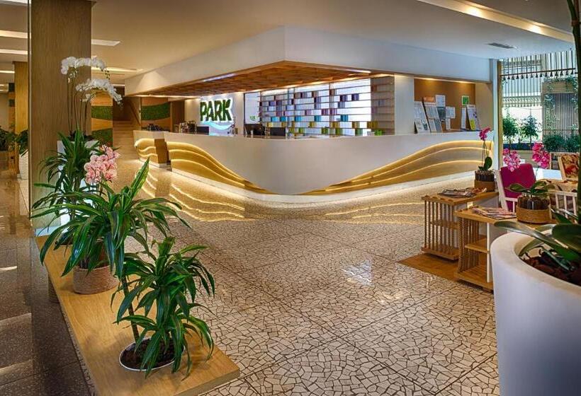 Carine Hotel Park