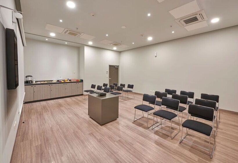 בית מלון כפרי City Express Junior By Marriott Puebla Angelopolis