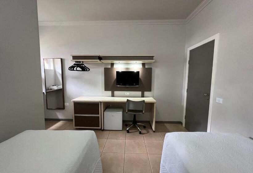 Отель Guaicurus