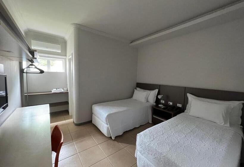 Отель Guaicurus