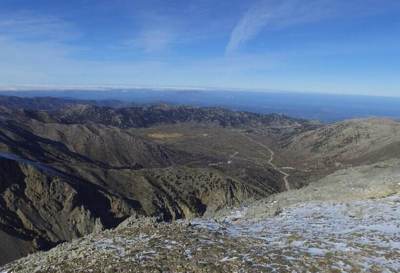 فندق Neos Omalos