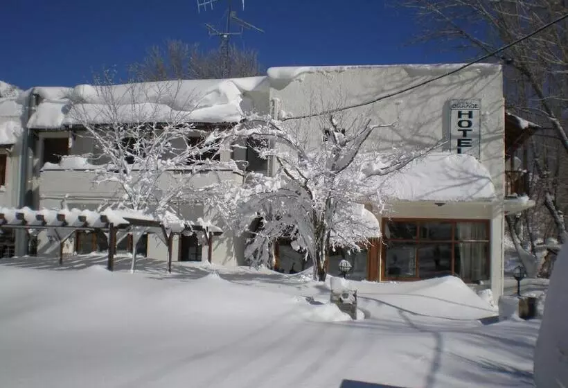 ホテル Neos Omalos