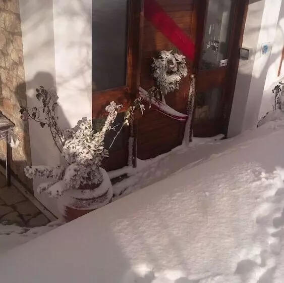 ホテル Neos Omalos