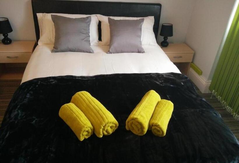 فندق Old Trafford Guest House