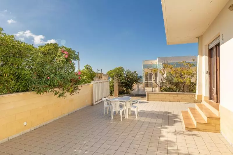 Hotelli Residence La Caletta