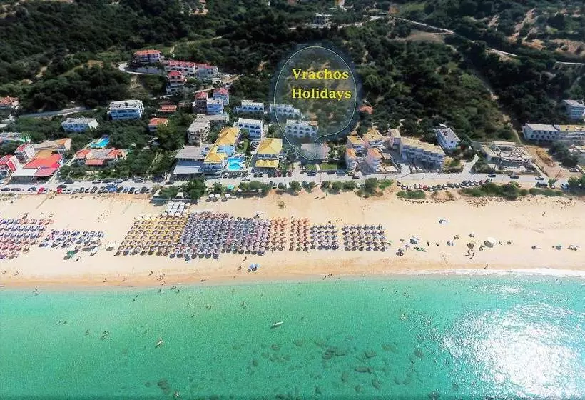 Hotelli Vrachos Holidays