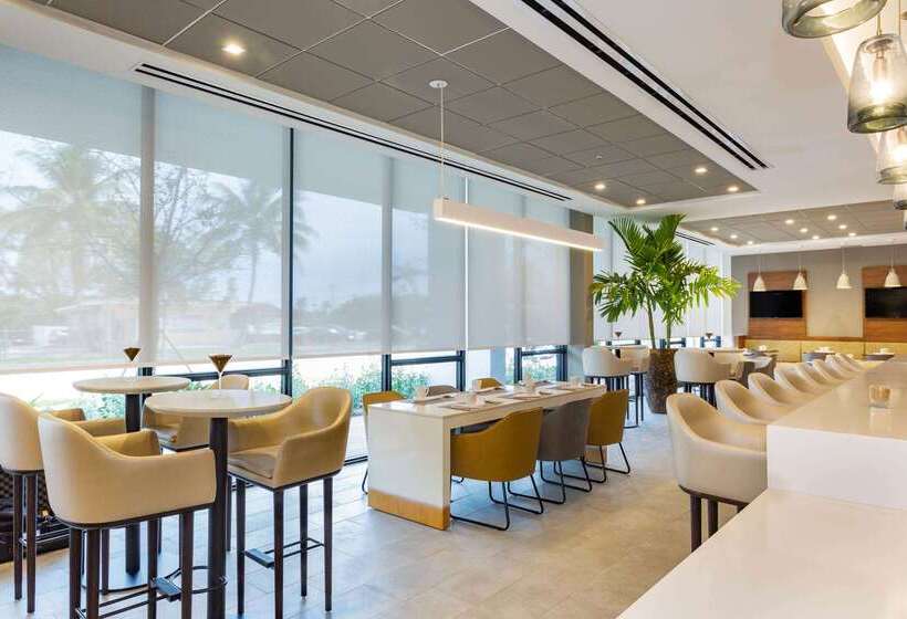 בית מלון כפרי Wyndham Garden Ft Lauderdale Airport & Cruise Port