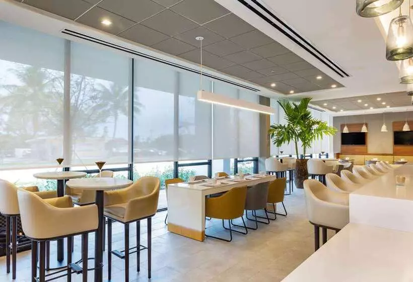 Hotelli Wyndham Garden Ft Lauderdale Airport & Cruise Port