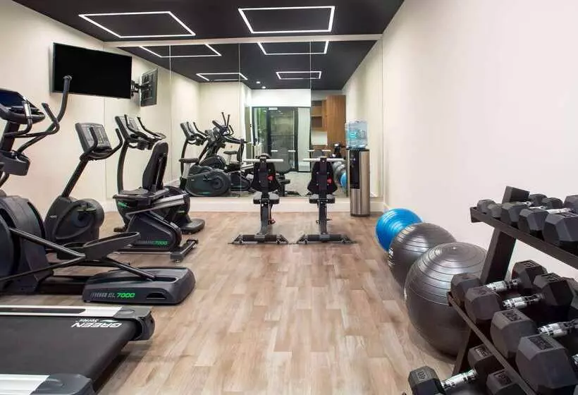 Hotelli Wyndham Garden Ft Lauderdale Airport & Cruise Port