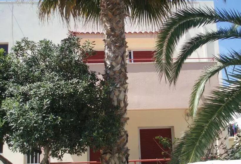 ホテル Zouboulia Apartments