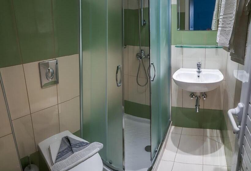 בית מלון כפרי Zouboulia Apartments