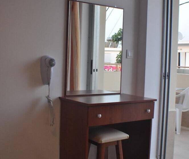 בית מלון כפרי Zouboulia Apartments