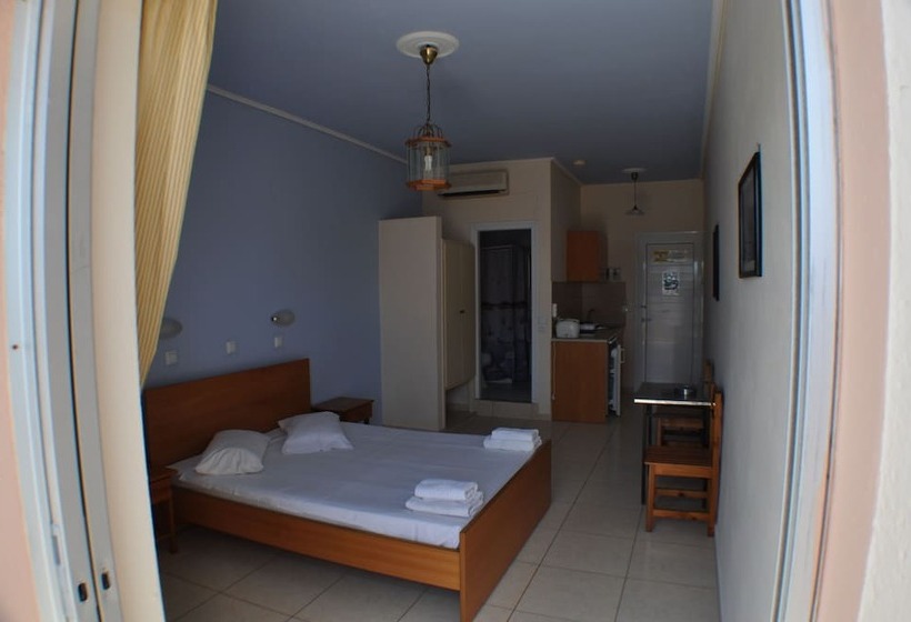 בית מלון כפרי Zouboulia Apartments