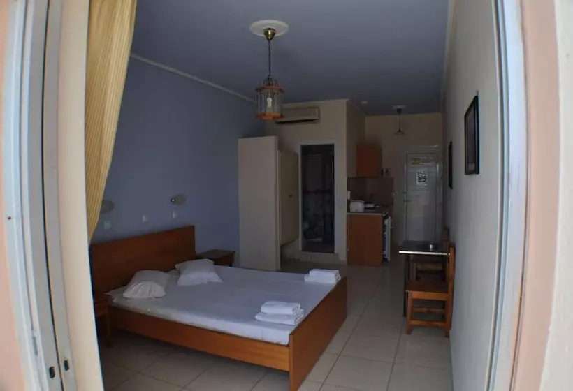 ホテル Zouboulia Apartments