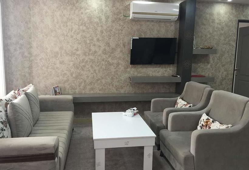 Bahar Apartment Hotel In Urmia