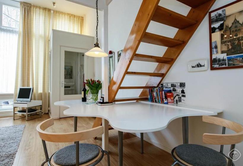 Bed and Breakfast Studio Boom Apartment