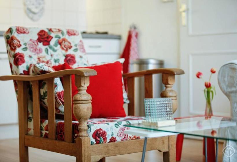 Bed and Breakfast Studio Boom Apartment