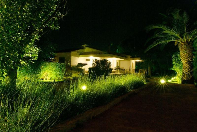 مبيت وإفطار Villa Savarino