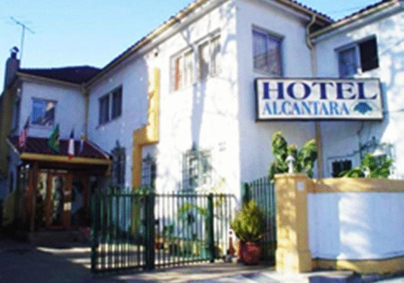 Otel Alcantara