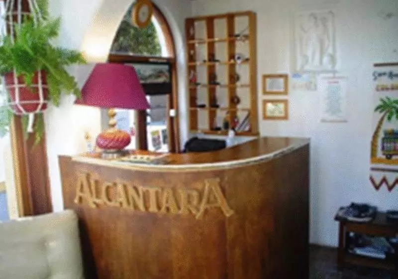 ホテル Alcantara