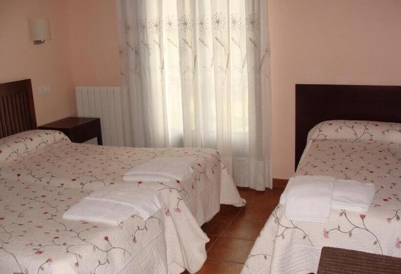 호텔 Alojamiento Rural La Henera