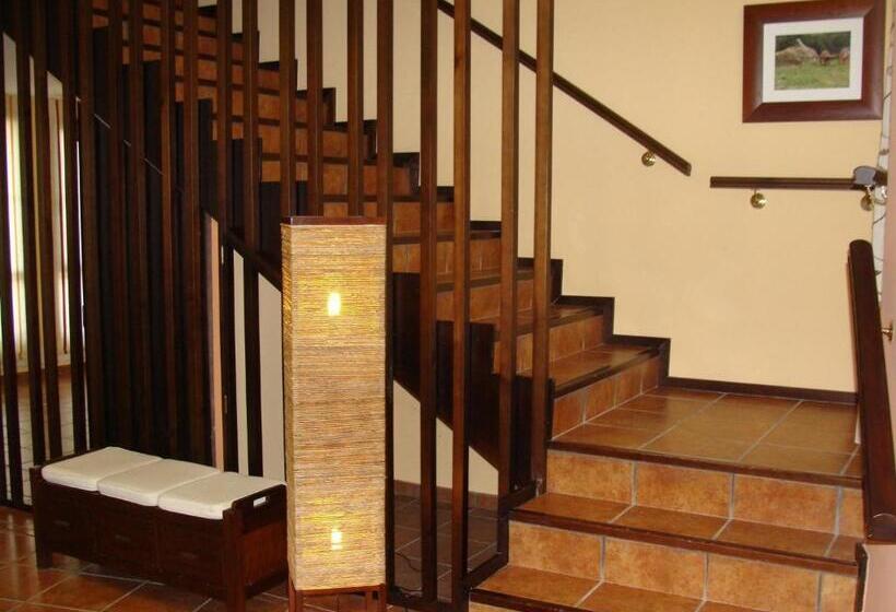 호텔 Alojamiento Rural La Henera