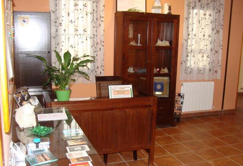 호텔 Alojamiento Rural La Henera