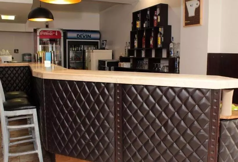 хотел хилез Hotel Hilez