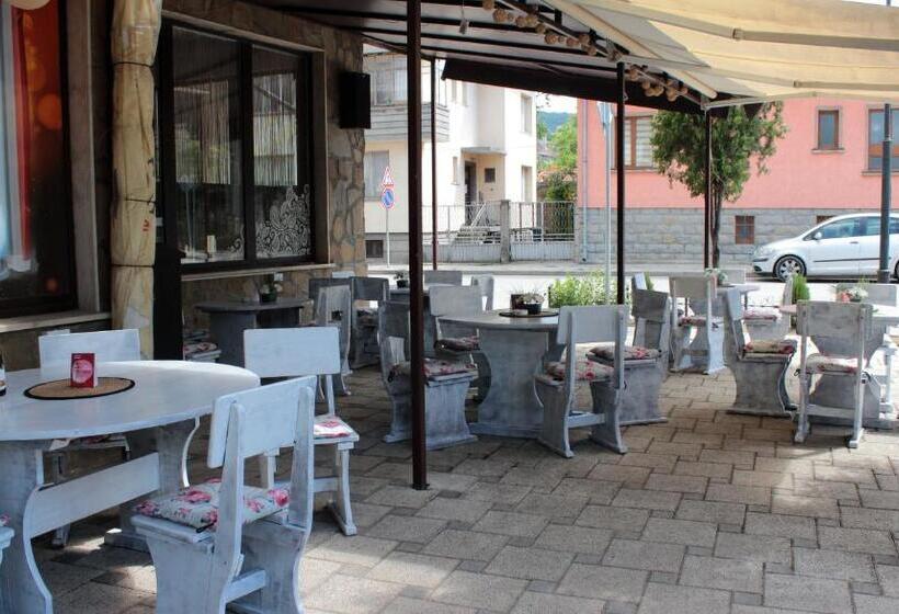 хотел хилез Hotel Hilez