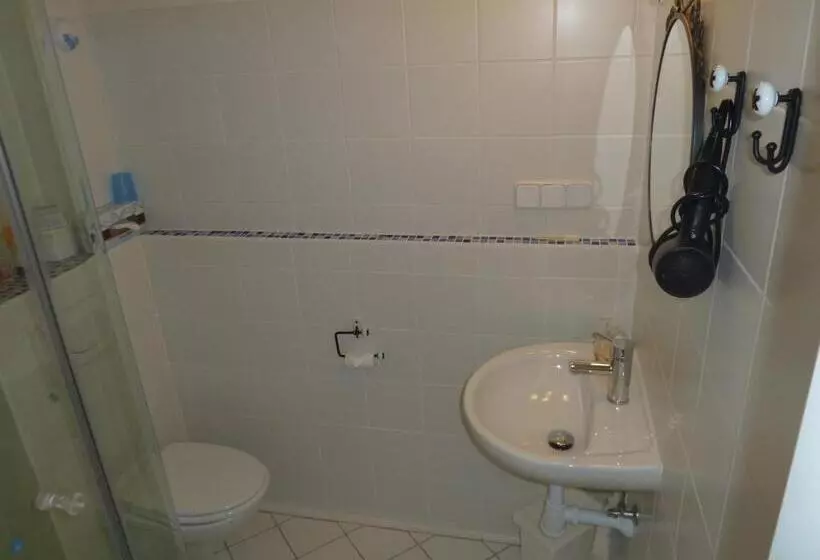 ホテル Hostal Moratinos