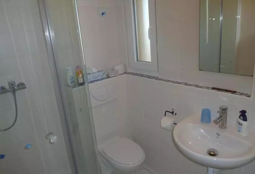 ホテル Hostal Moratinos