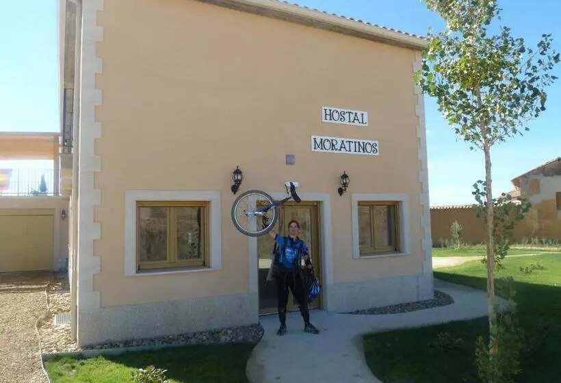 ホテル Hostal Moratinos