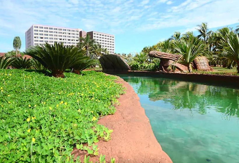 هتل Hot Beach Resort