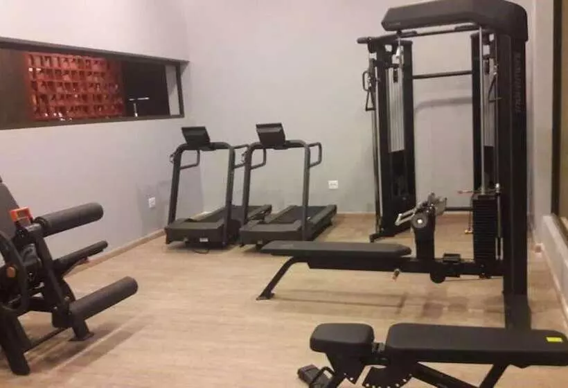 Hotelli Hot Beach Resort