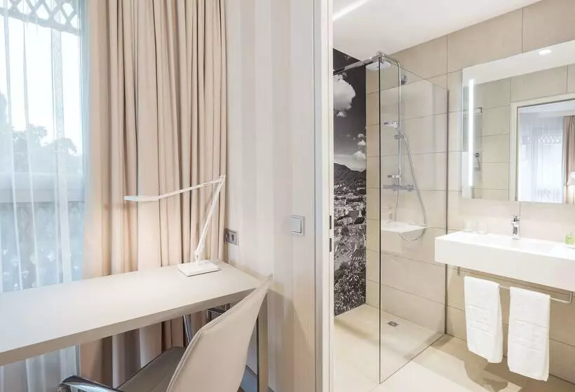 Hotelli NH Graz City