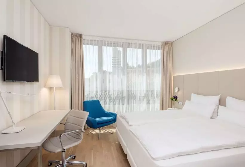 Hotelli NH Graz City