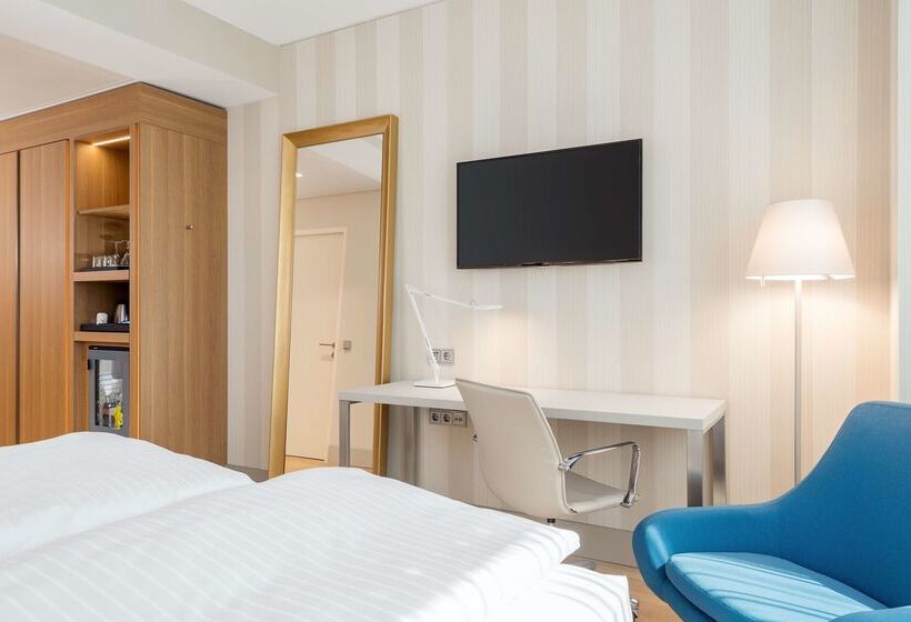 בית מלון כפרי NH Graz City