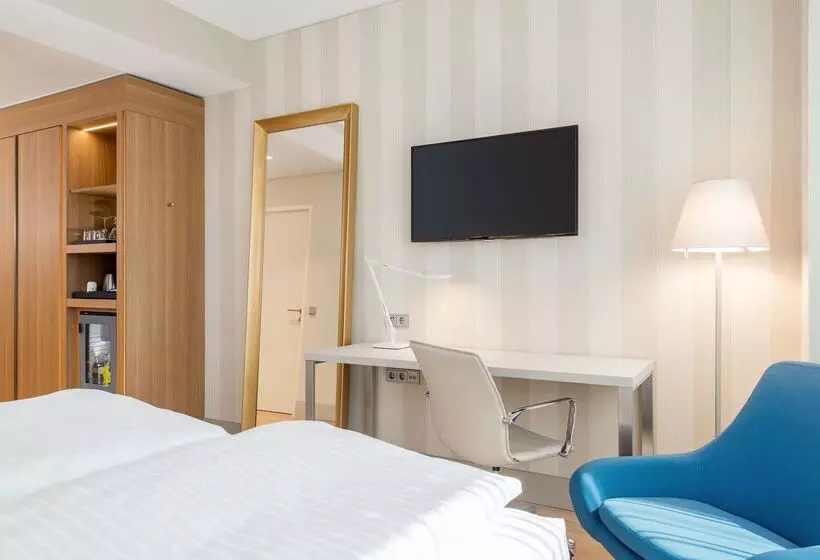 Hotelli NH Graz City