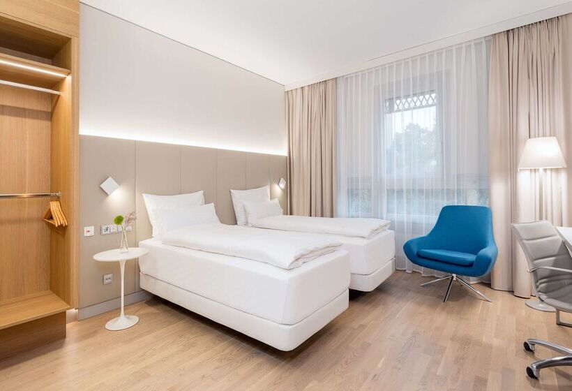 בית מלון כפרי NH Graz City