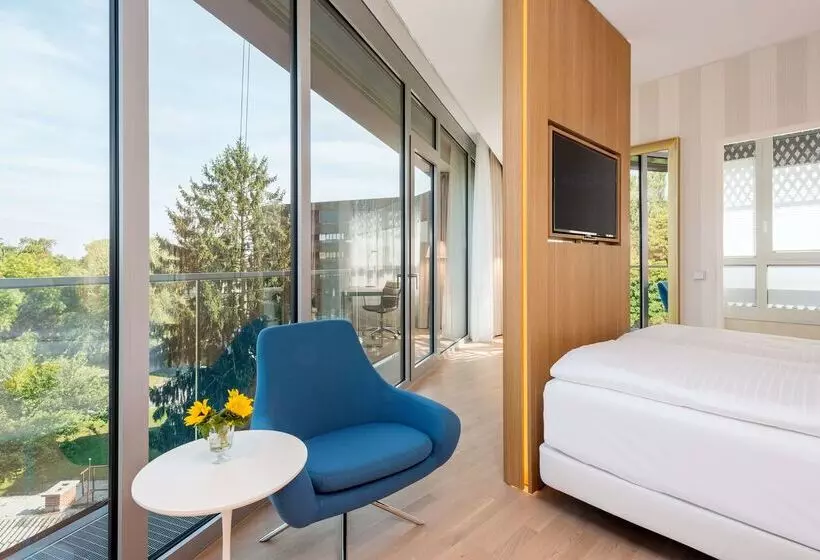 Hotelli NH Graz City