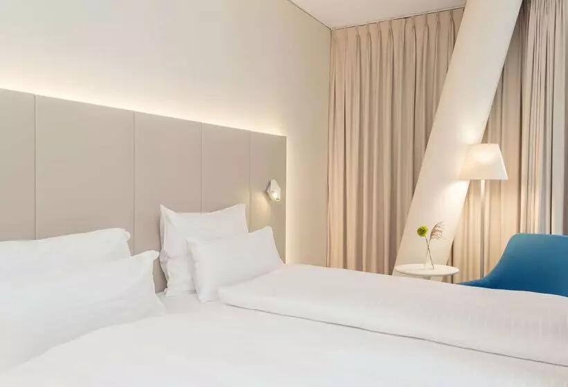 Hotelli NH Graz City