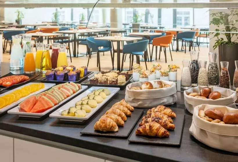 Hotelli NH Graz City