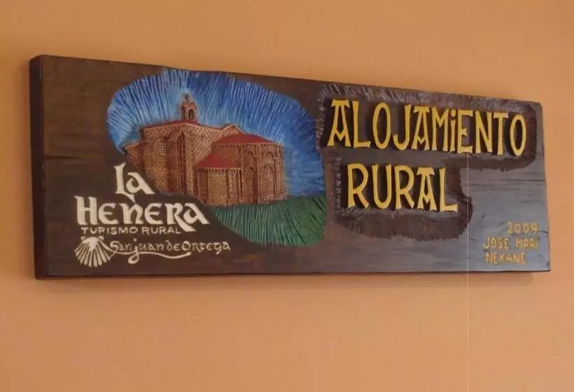 ホテル Alojamiento Rural La Henera
