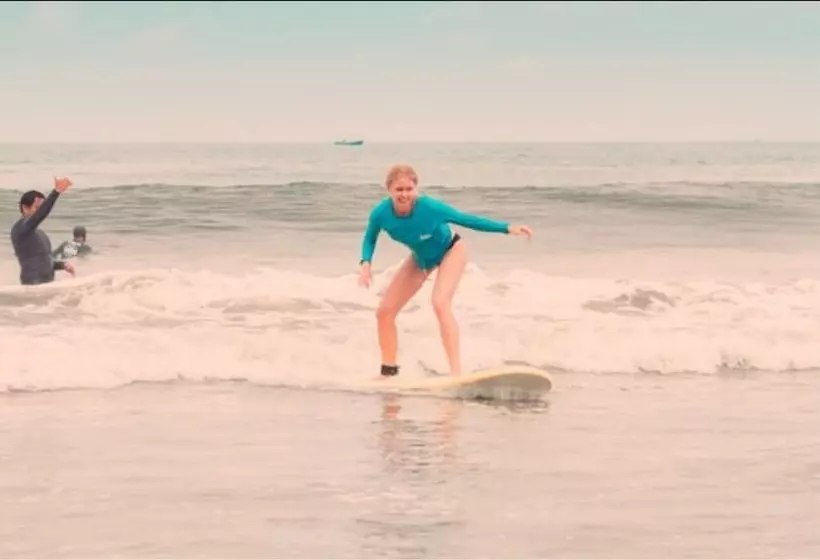 ホテル Socialtel Montañita   Formerly Selina Montañita