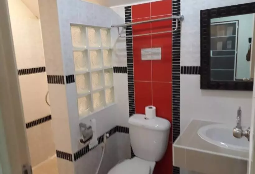 Hotelli Suansiri Resort