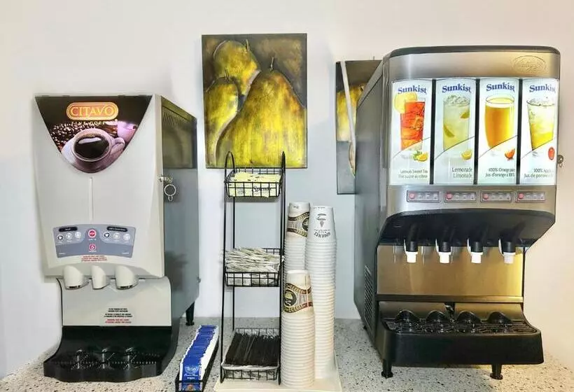 ホテル Travelodge By Wyndham Welland