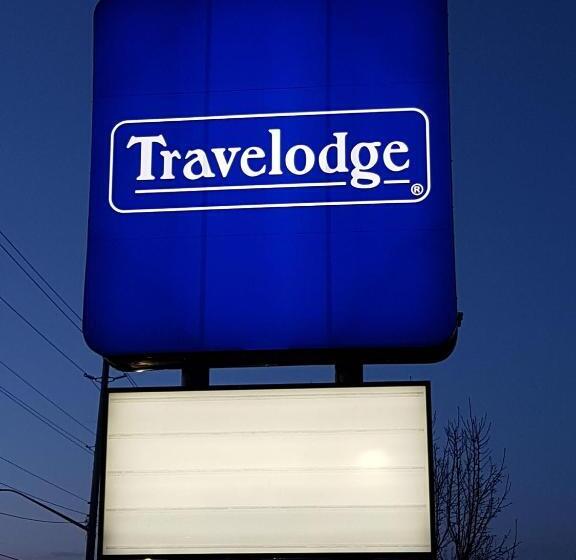 בית מלון כפרי Travelodge By Wyndham Welland